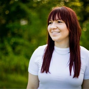 Meet your Posher, Claire